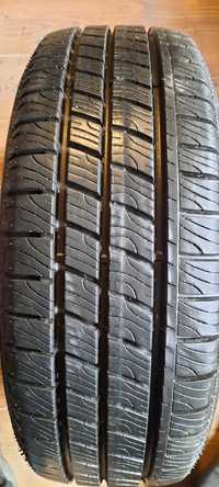 Opona pojedyncza zimowa jak nowa GOODYEAR 215/65R16C