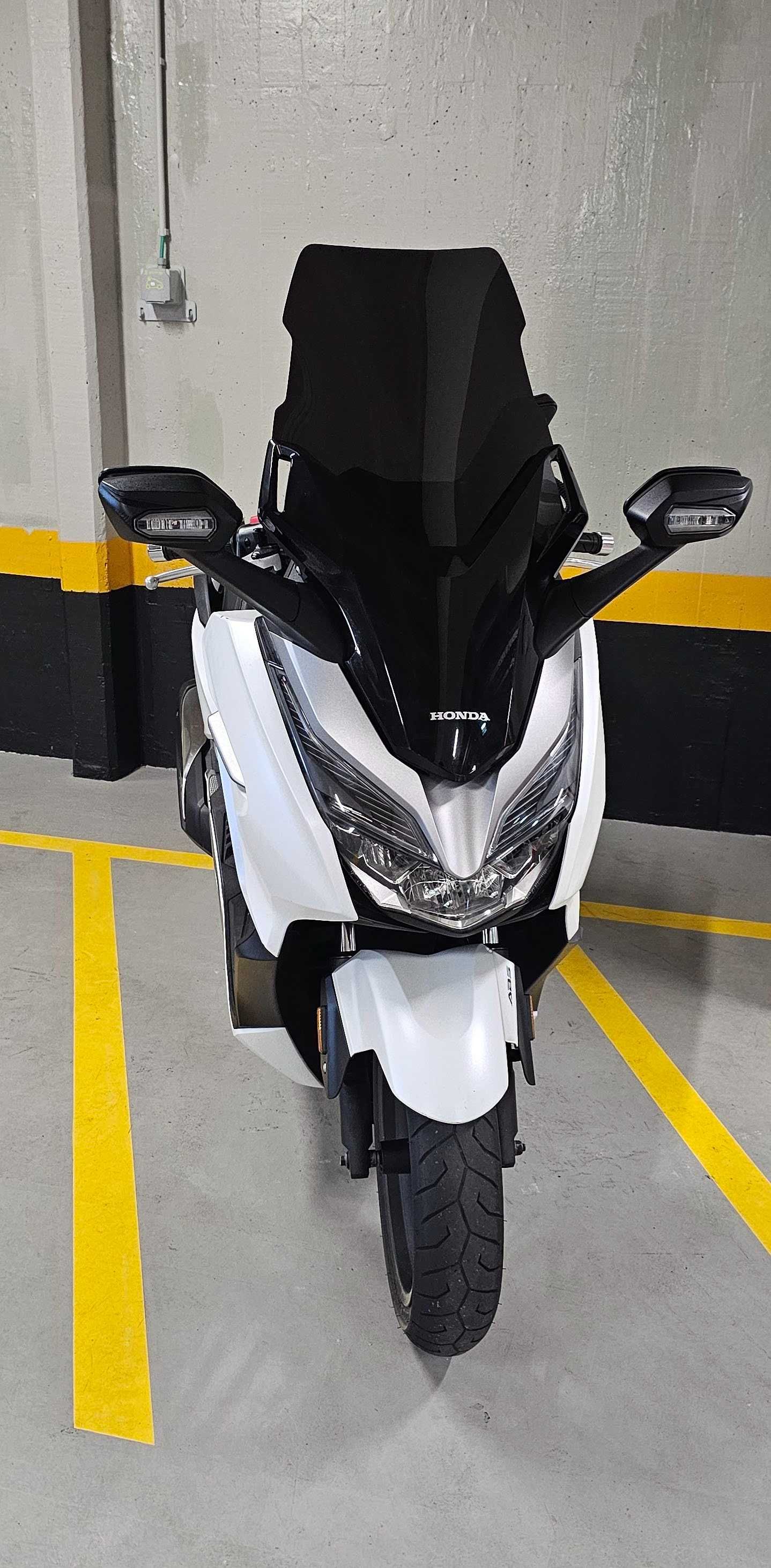 Honda Forza 300 / 2018.