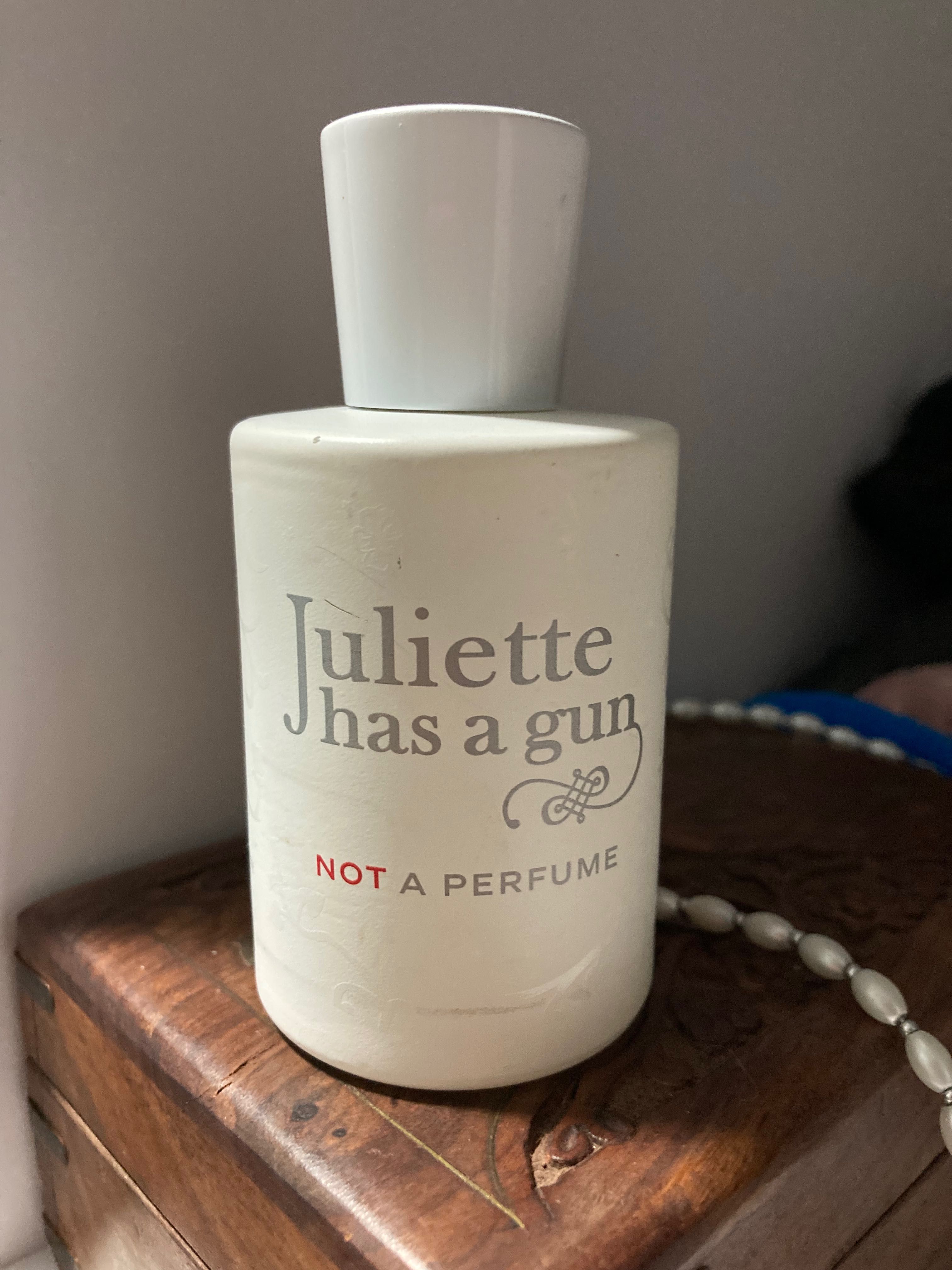 Оригінальний нішевий парфюм Juliette Has a Gun Not A Perfume