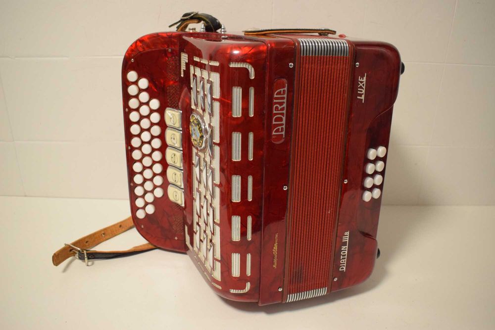 Concertina Adria Diaton III 3 Voz, N 110