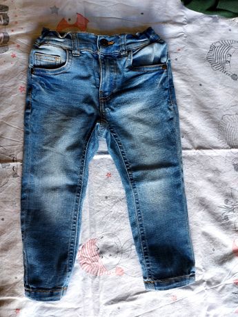 Spodnie jeans Rezerwed roz 92