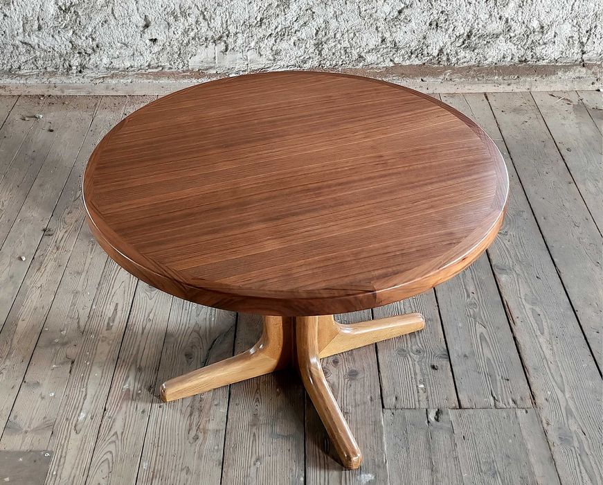 Teakowy stolik kawowy PO RENOWACJI lata 60. 70 Mid-Century Vintage