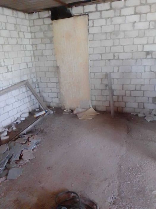 Продам  2-х поверхову дачу в СТ "Маяк", с. Себіно