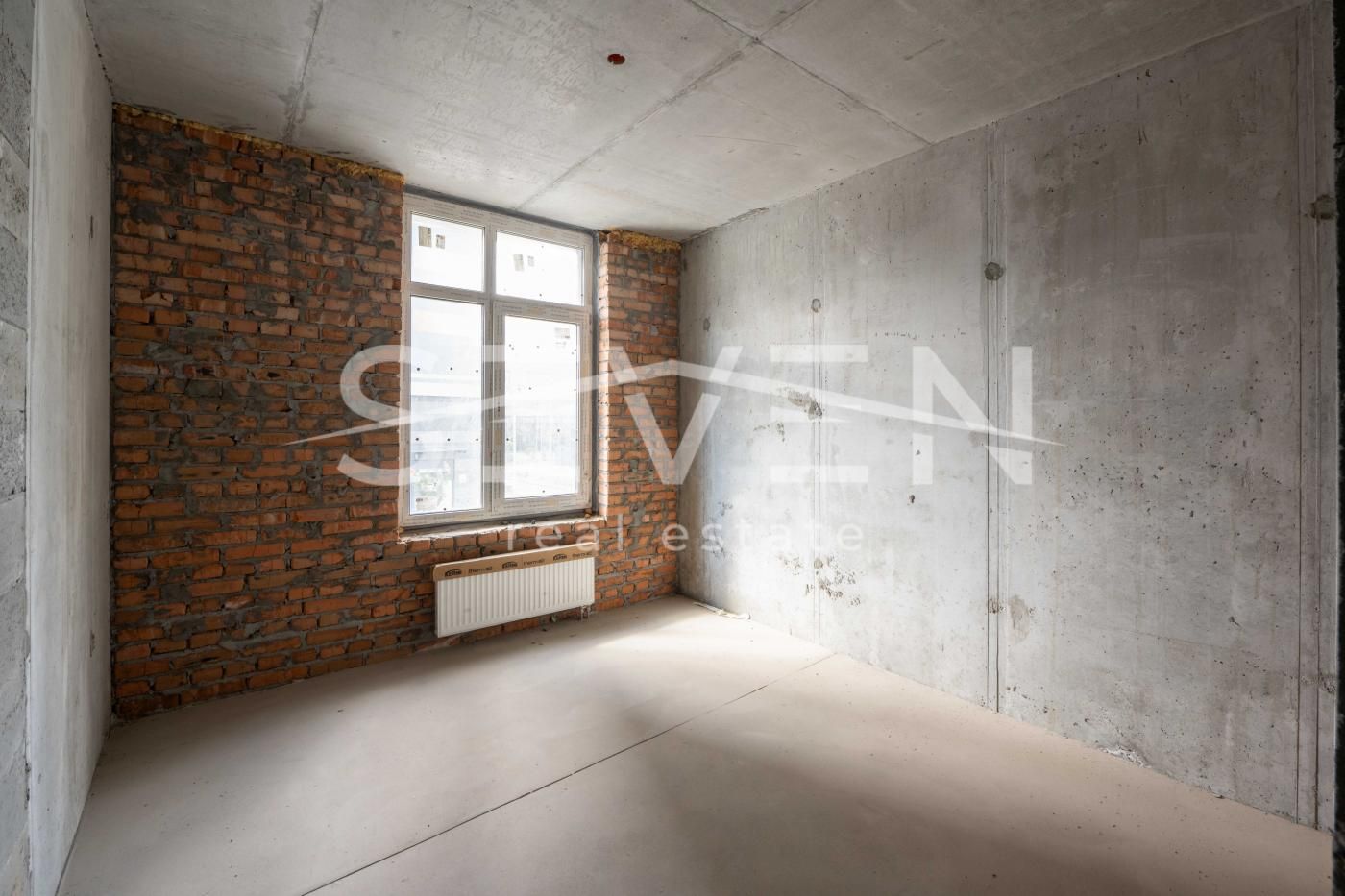 Продаж 3к квартира 73 м2 ЖК Галактика Сверстюка 6д метро Лівобережна