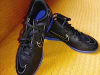 Halówki Nike rozmiar 36,5