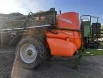 Sprzedam opryskiwacz Amazone UX5200 GPS