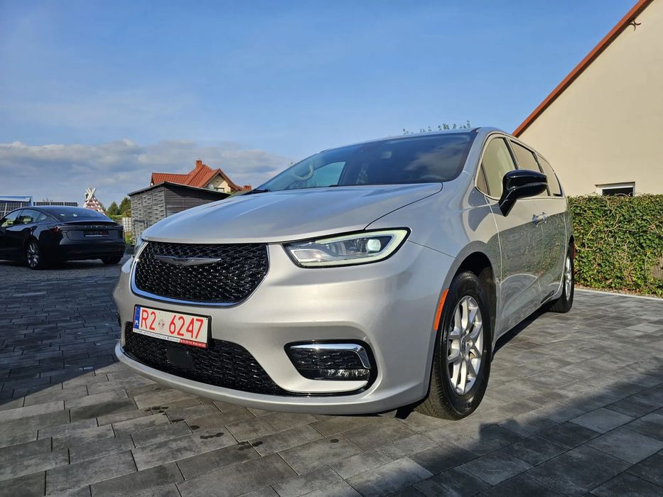 Chrysler Pacifica jak nowy !  04/2024