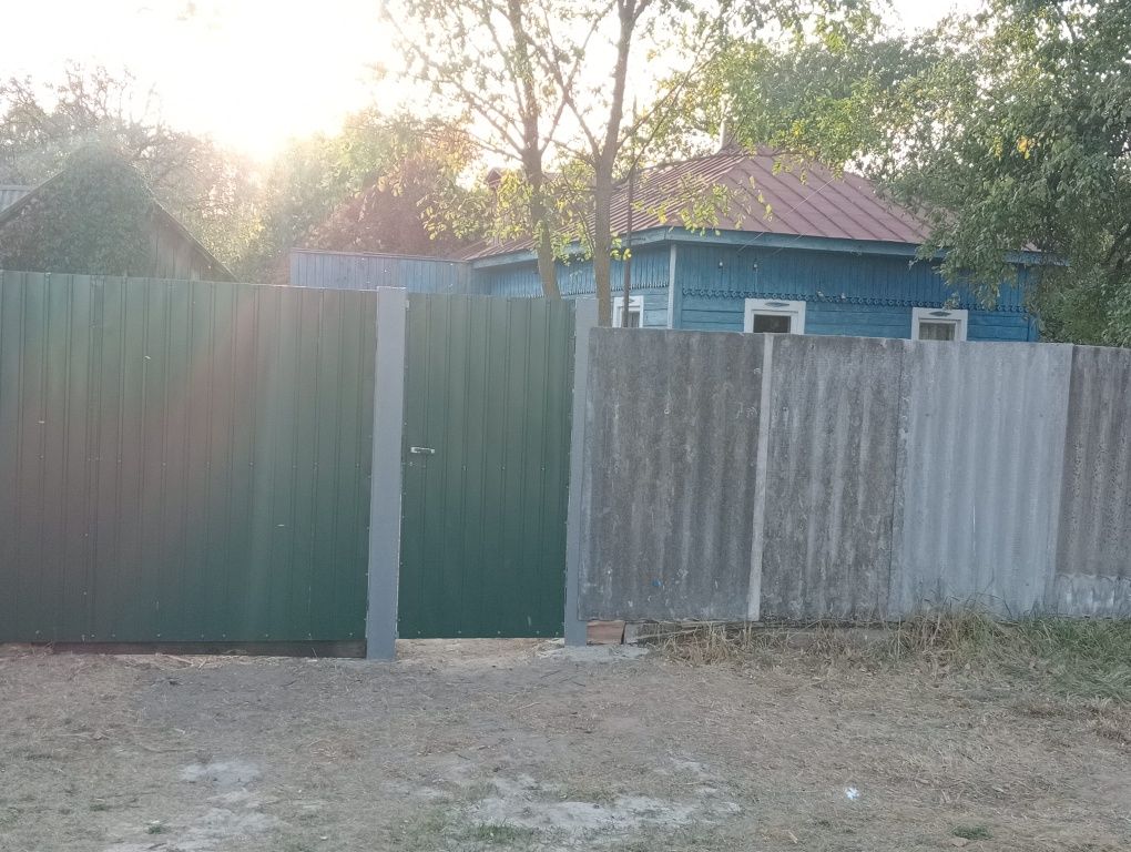 Продам дерев'яний будинок смт.Вороніж,вул.Дорошенківська.,Сумська обл.
