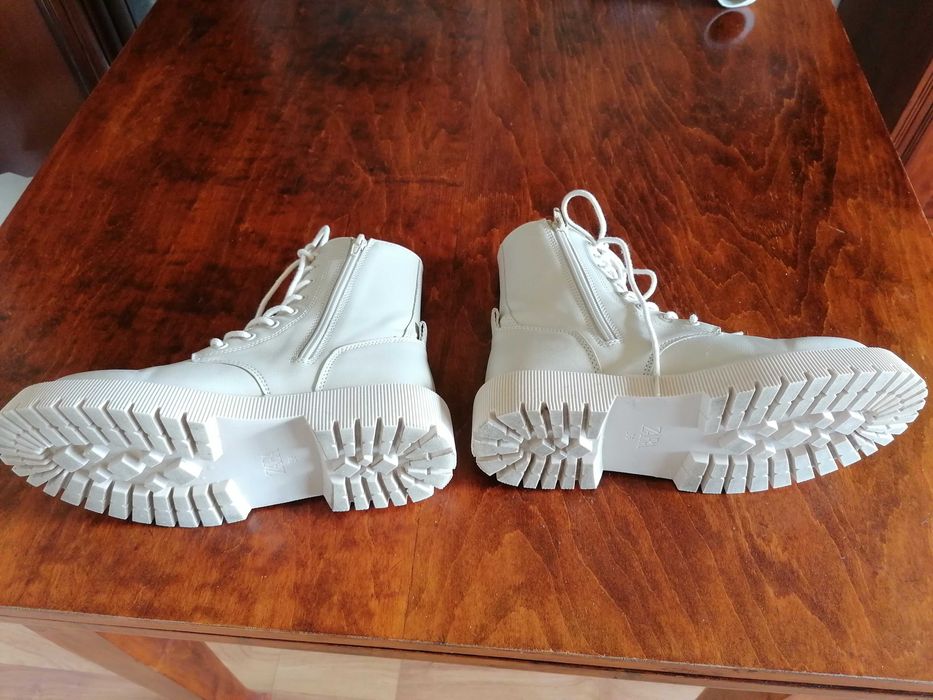 Buty, trapery 36 Zara, dziewczynka wysokie jasne, raz ubrane,
