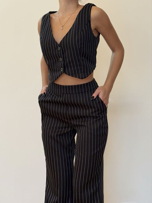 Брючний костюм Shein: жилетка і штани