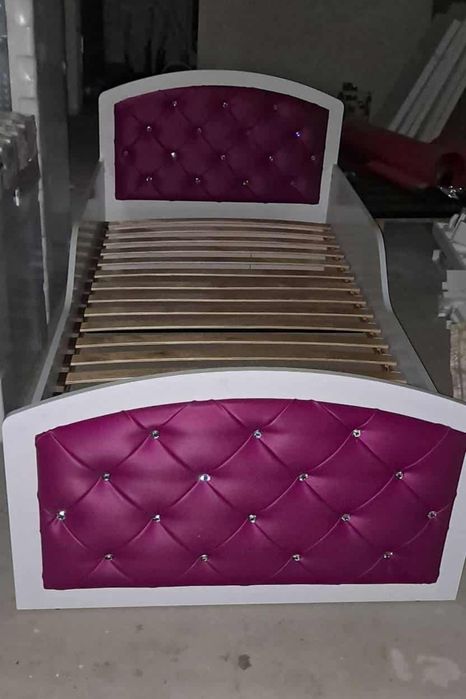 Sprzedam łóżko 90x200