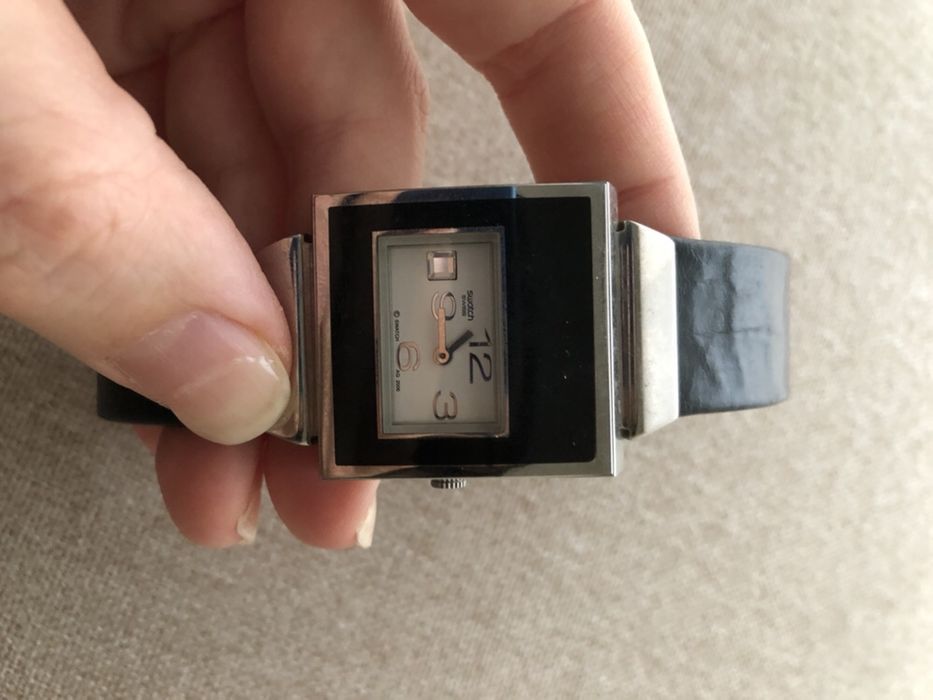 Relógio Swatch Irony YUS117 Houla Black