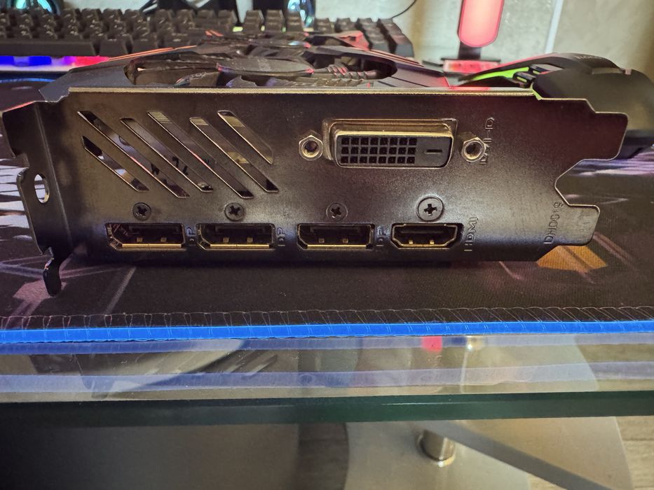 Nvidia Geforce Gigabyte 1070 8gb Как новая