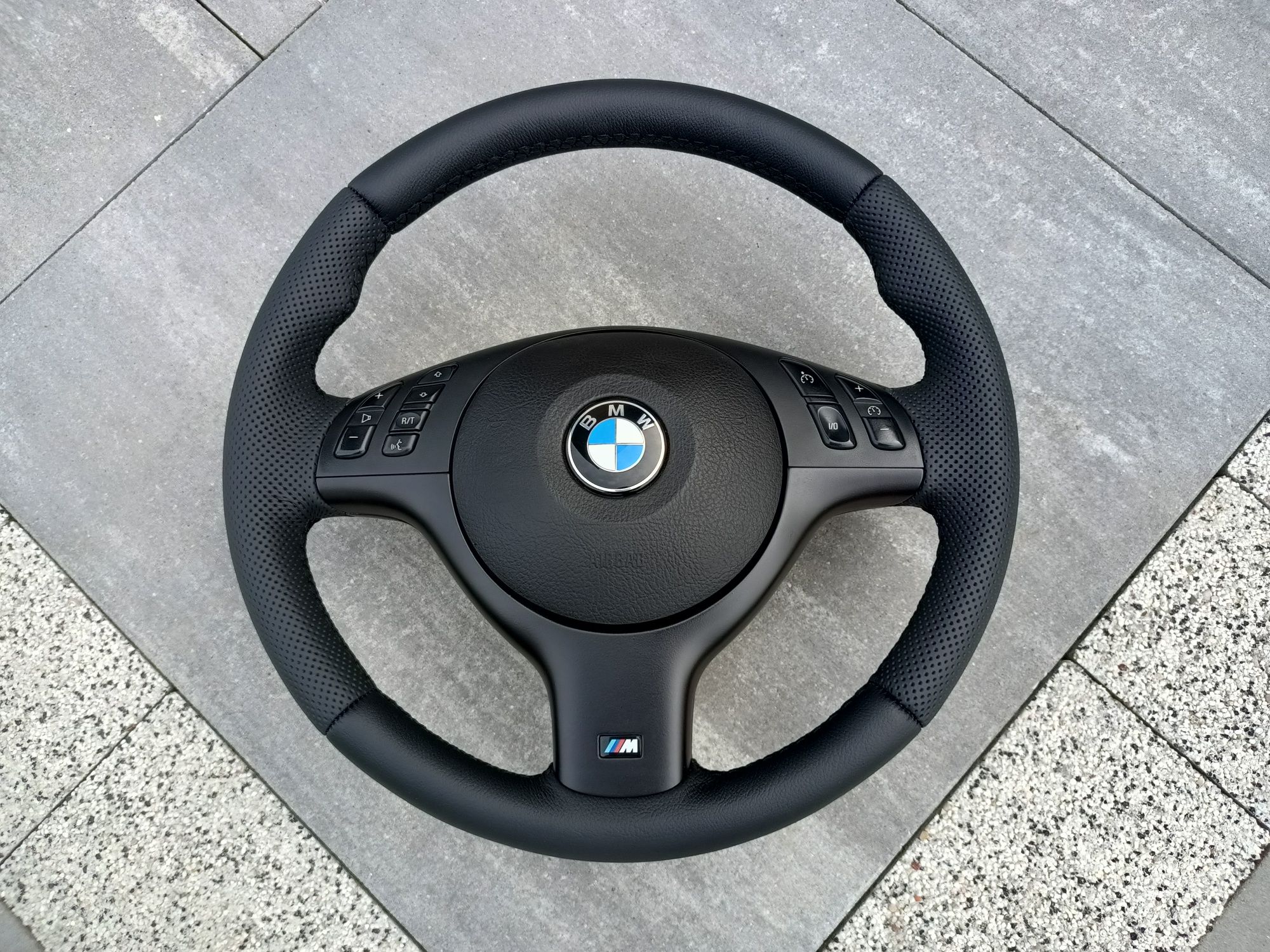 Jak nowa kierownica Mpakiet BMW E46 E39 E38 X5 E53 M-pakiet m pakiet