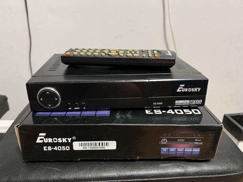 Супутникова приставка Eurosky ES-4050