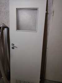 Drzwi od łazienki 70 z bloku z wielkiej płyty