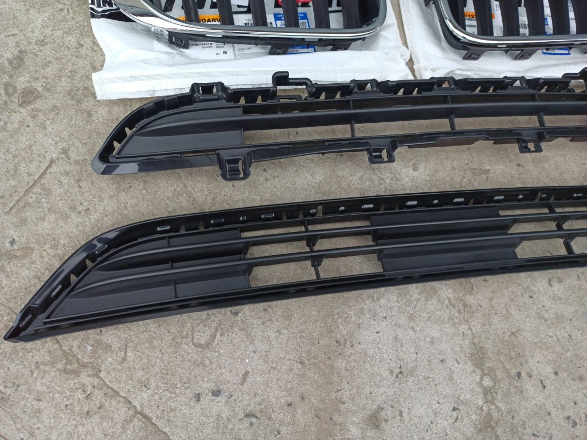 Решітка бампера ноздрi BMW F25 2014-17 решотка