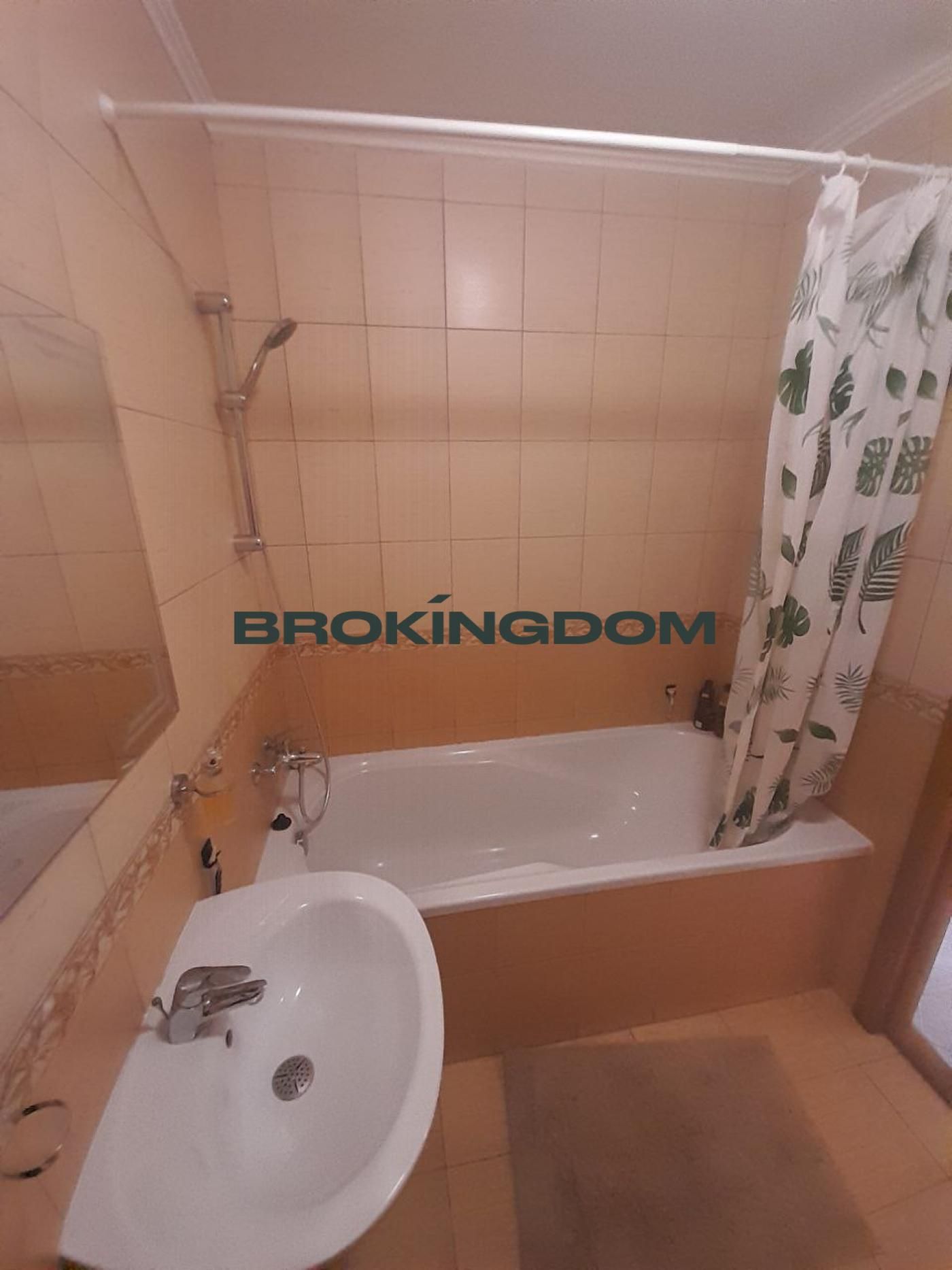 Продаж велика 1-кімн квартира, 55 м² / вул. Симоненка 2-б, / Бровари