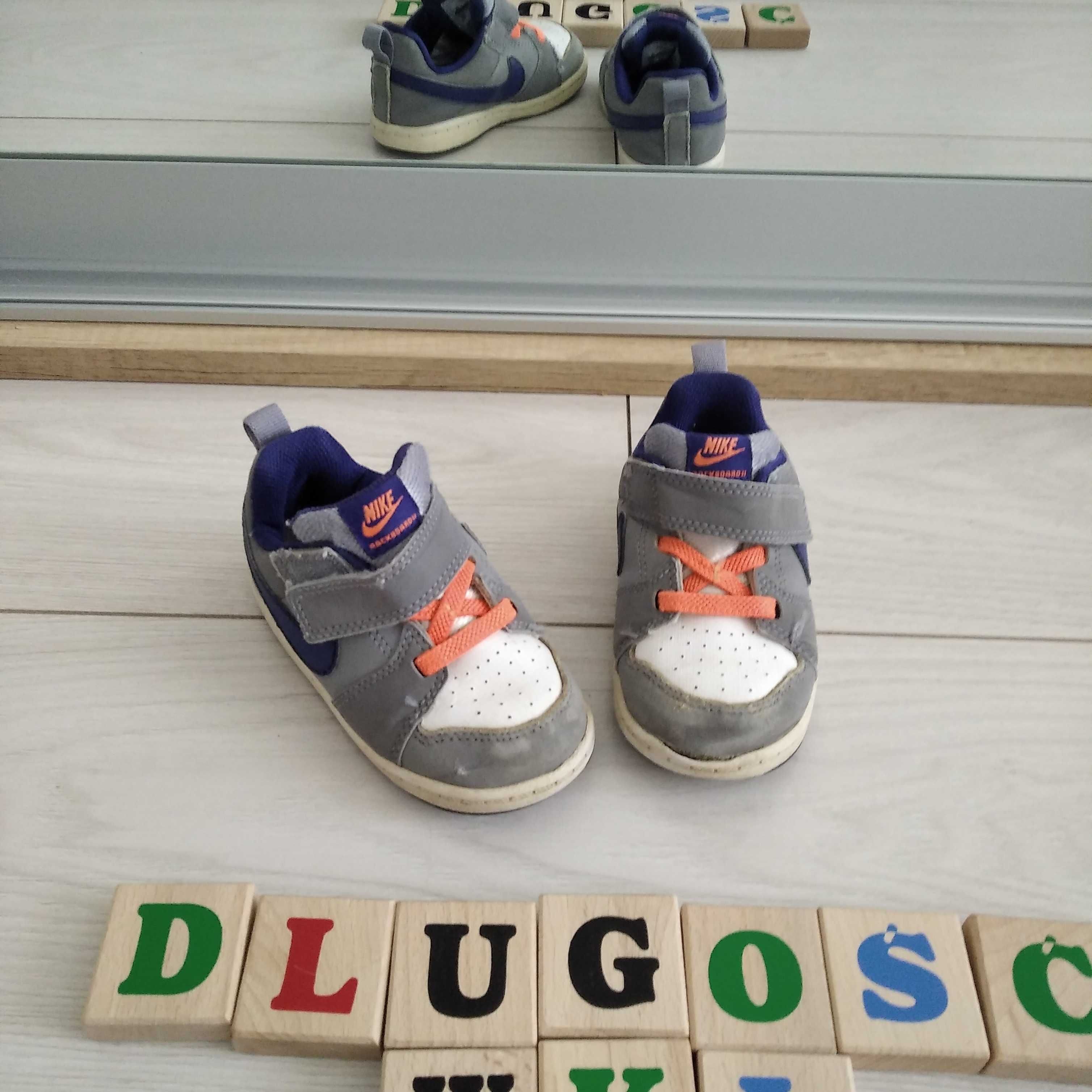Adidasy wiosenne jesienne dla chłopca r. 22 długość wkładki ok. 14cm