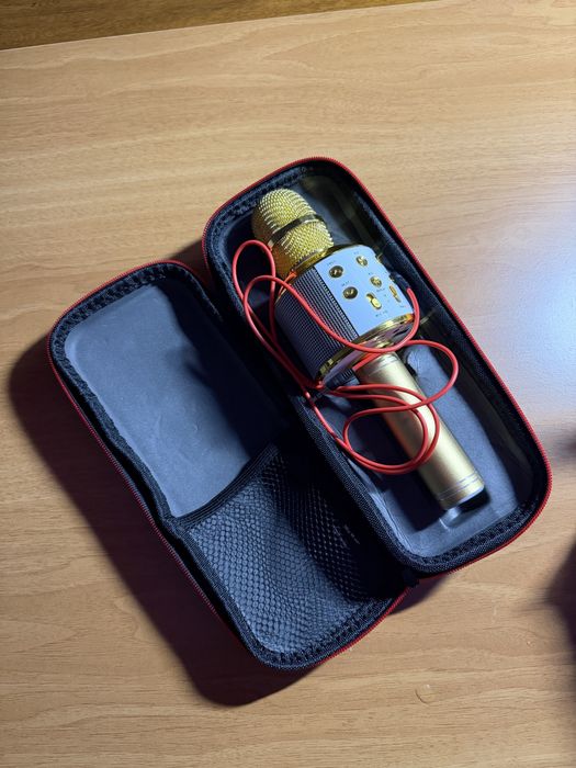 Це мікрофон для караоке Max KM15P