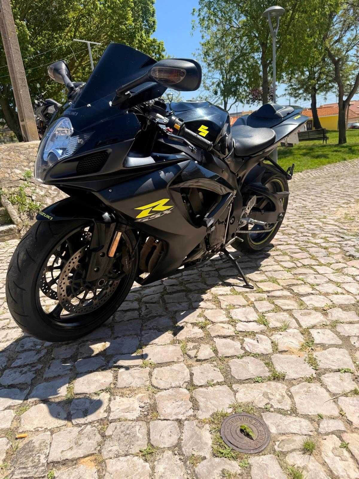 Suzuki GSX-R 750cc K7