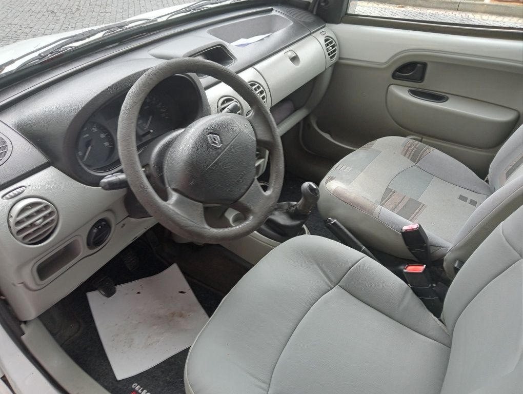 Carrinha Renault Kangoo