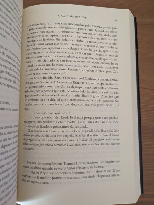 L " O Caso Rembrandt "  1ª Ed. Daniel Silva (Ed. Regular Como Novo)