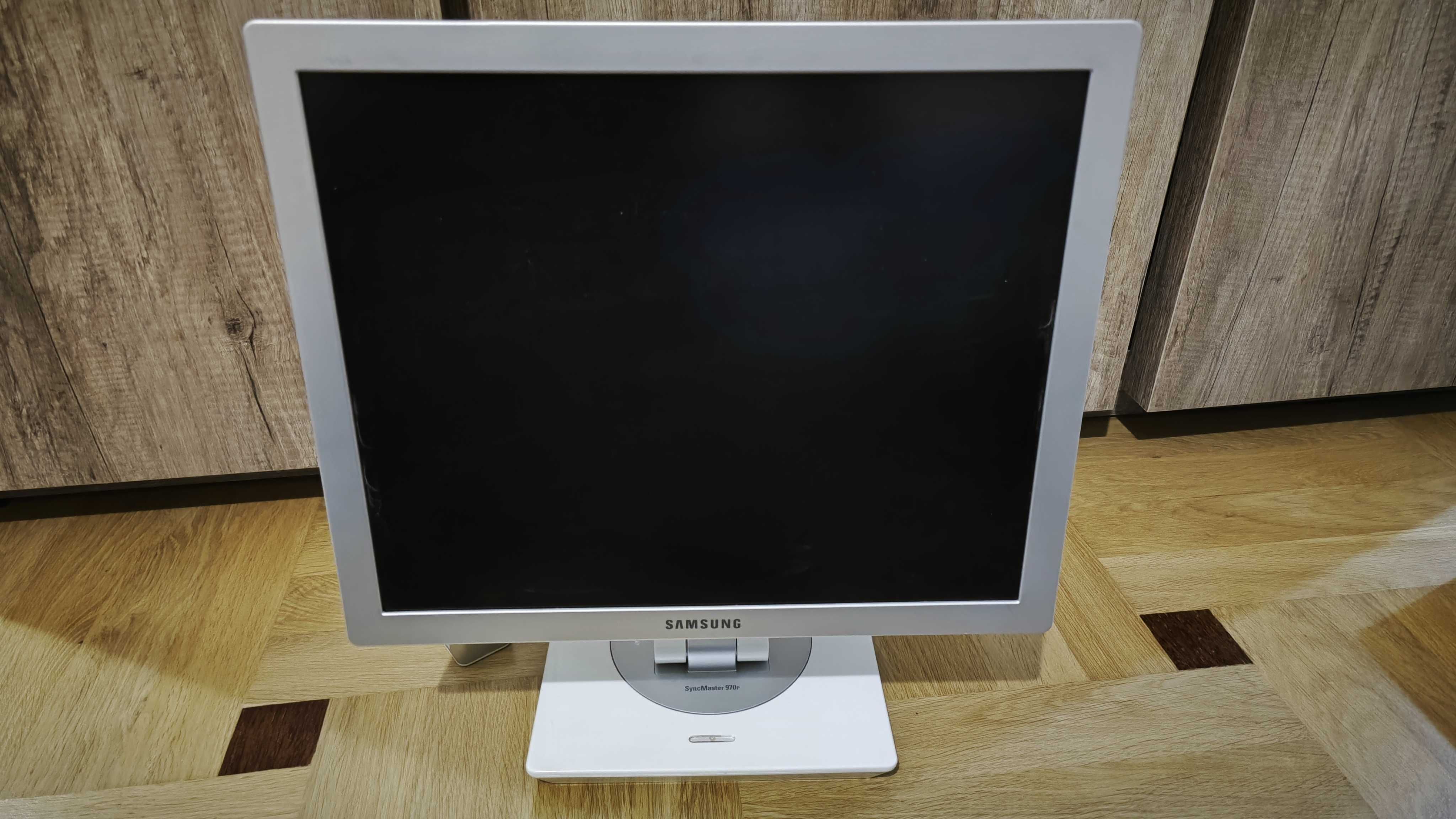 Монітор 19" Samsung 970P LS19VDPXHQ White - НОГА В ПОРЯДКЕ!