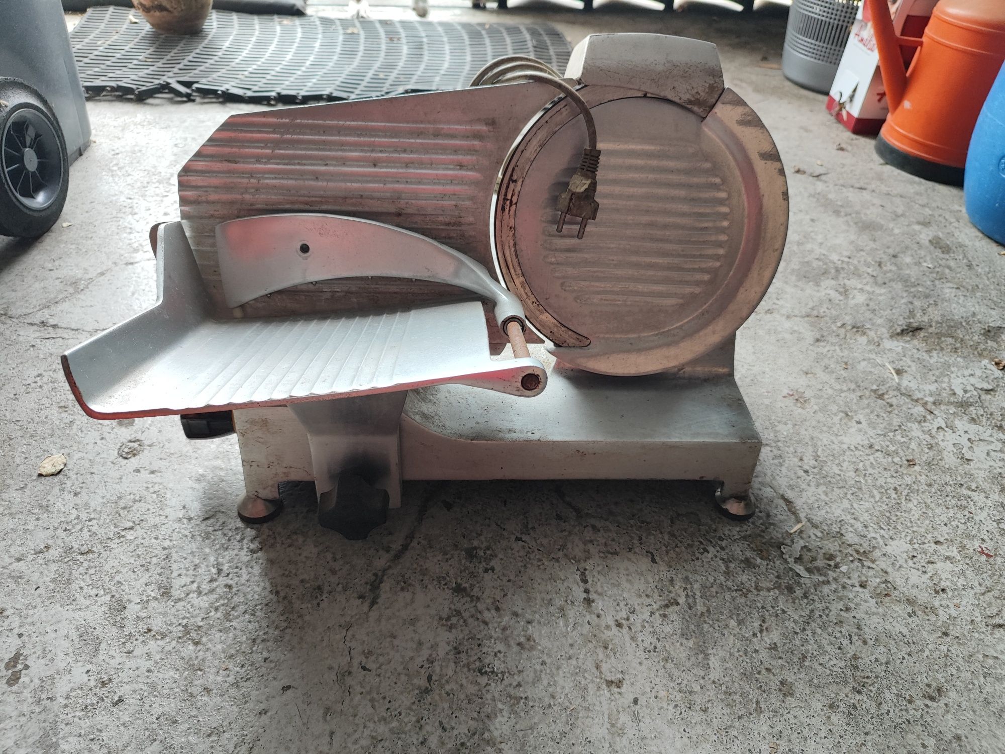 Fiambreira eléctrica