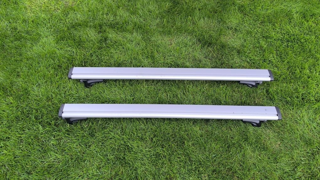 Bagażnik dachowy Thule 598 + belki Thule WingBar 961 + stopy Thule 757