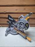 Titan Piła Ukośnica 210mm z Posuwem