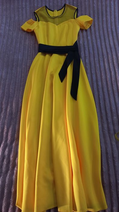 Святкове плаття в пол.