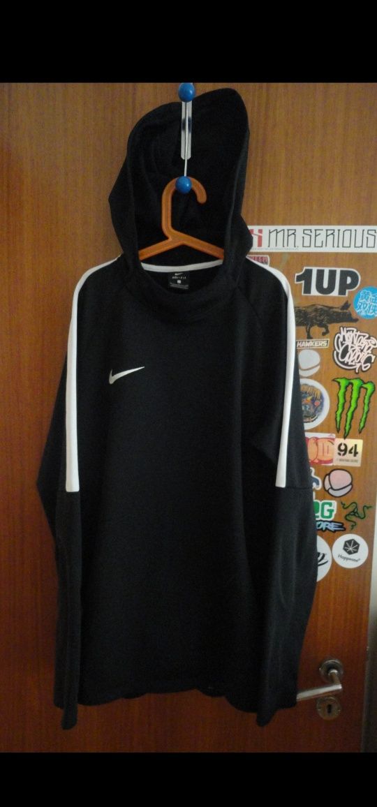 Camisola Nike Preta