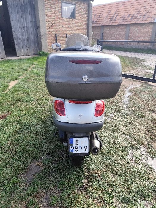 Skuter Piaggio X9 125/180 kat B+części
