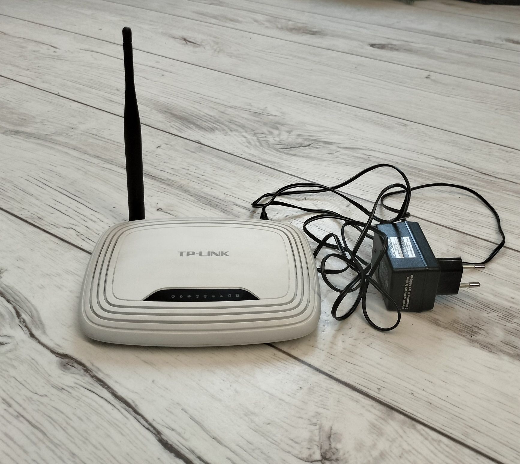 Router TP-LINK TL-WR740N