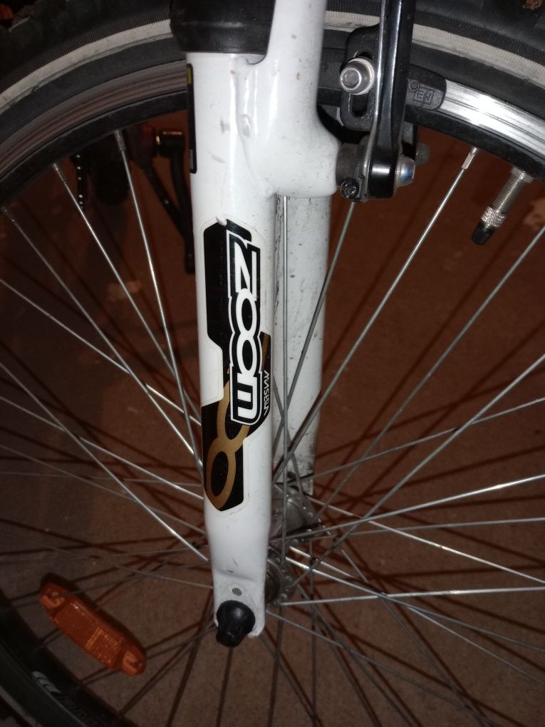 Sprzedam rower młodzieżowy 24 całe MAXIM
