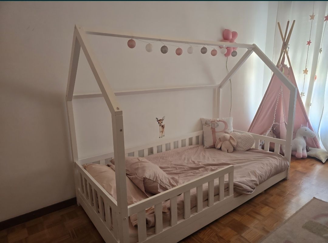 Cama Montessori casinha/cabana
