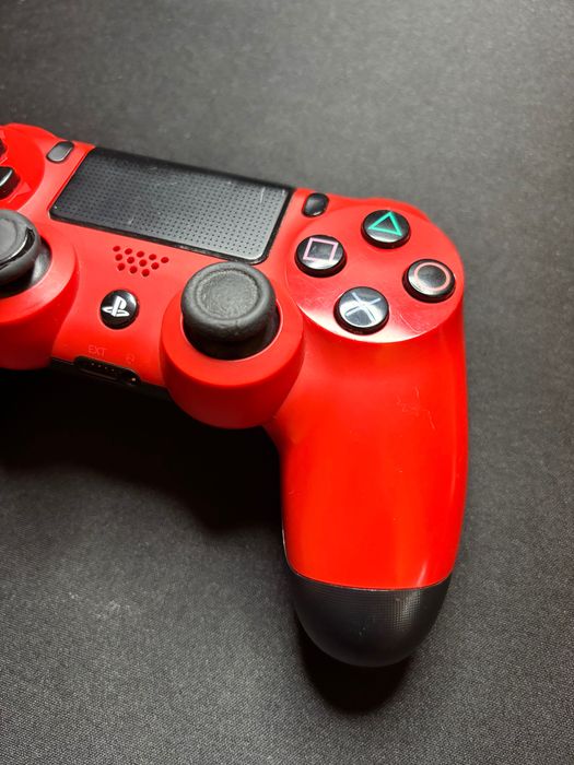 Pad do PlayStation 4, czerwony, red