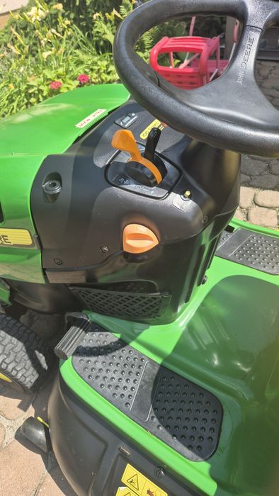 Kosiarka traktorek Jon Deere X130R 18 hP z koszem pompa oleju hydrosta