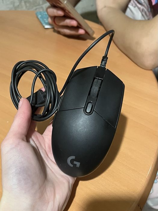 Мышка проводная Logitech G102