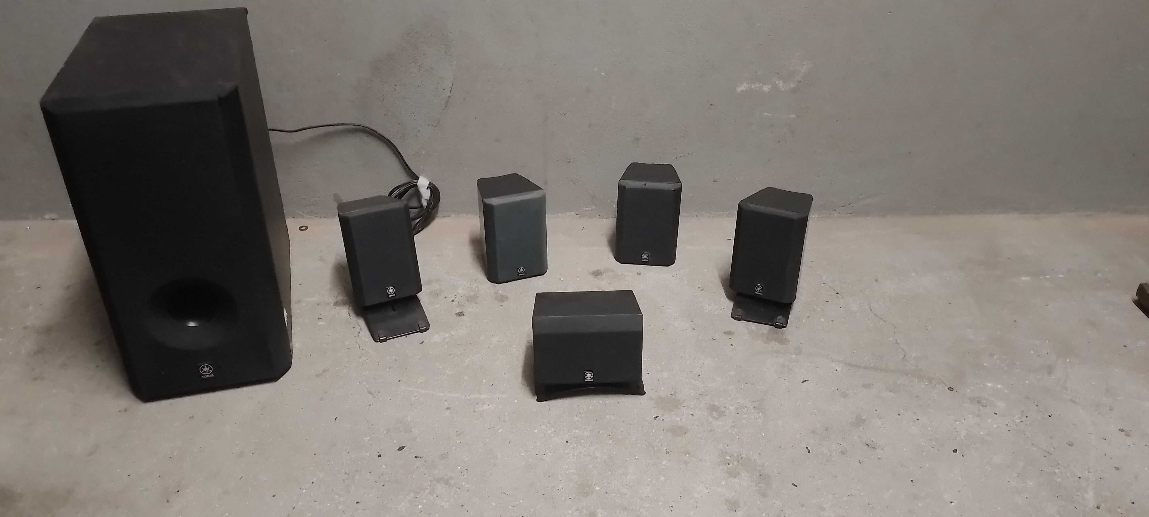Amplificador de Som SONY TA-VE610 + Colunas de Som Yamaha
