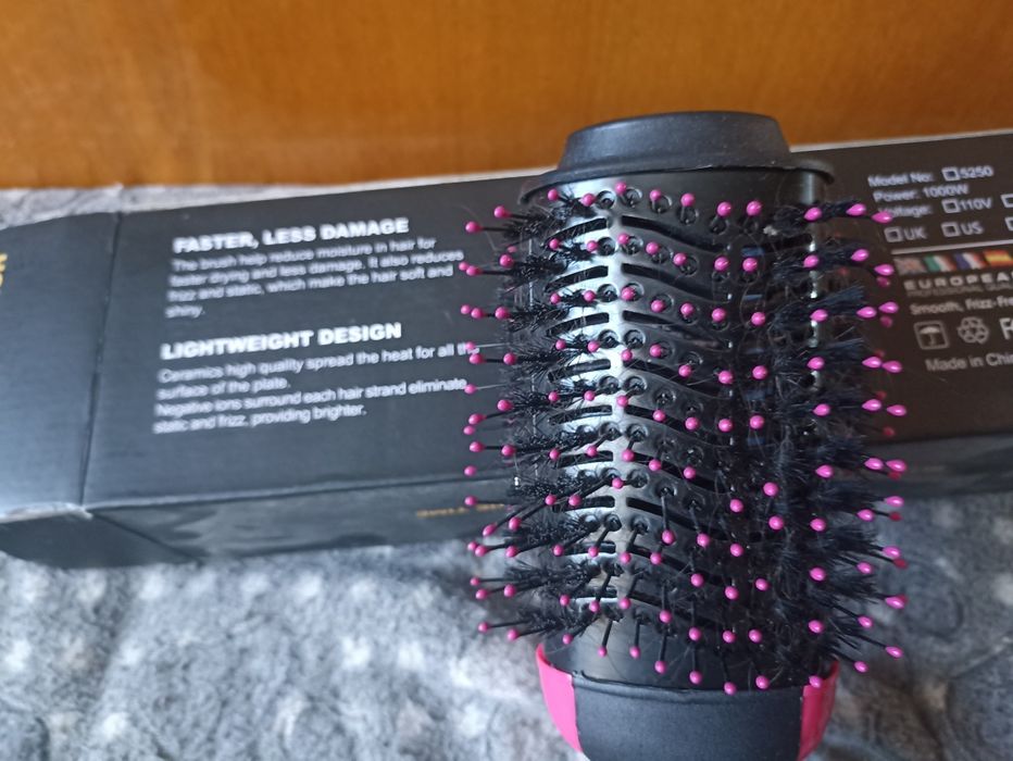 Фен-гребінець  1000Вт