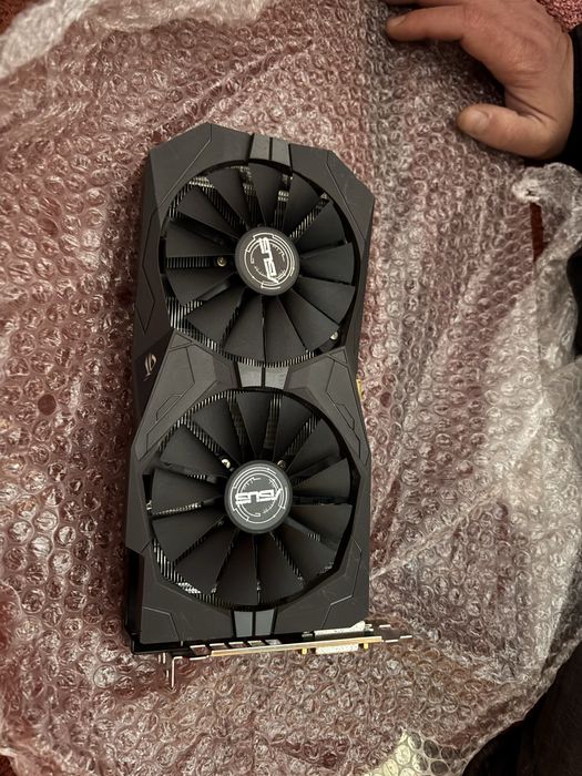 Відеокарта Asus RX580