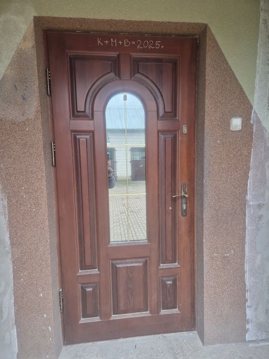 Drzwi drewniane zewnętrzne