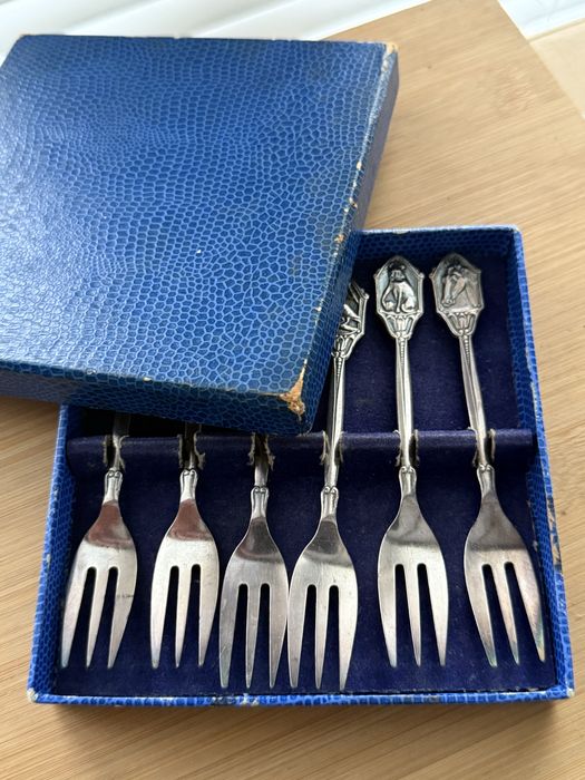 Вінтажний набір виделок(посрібнення)