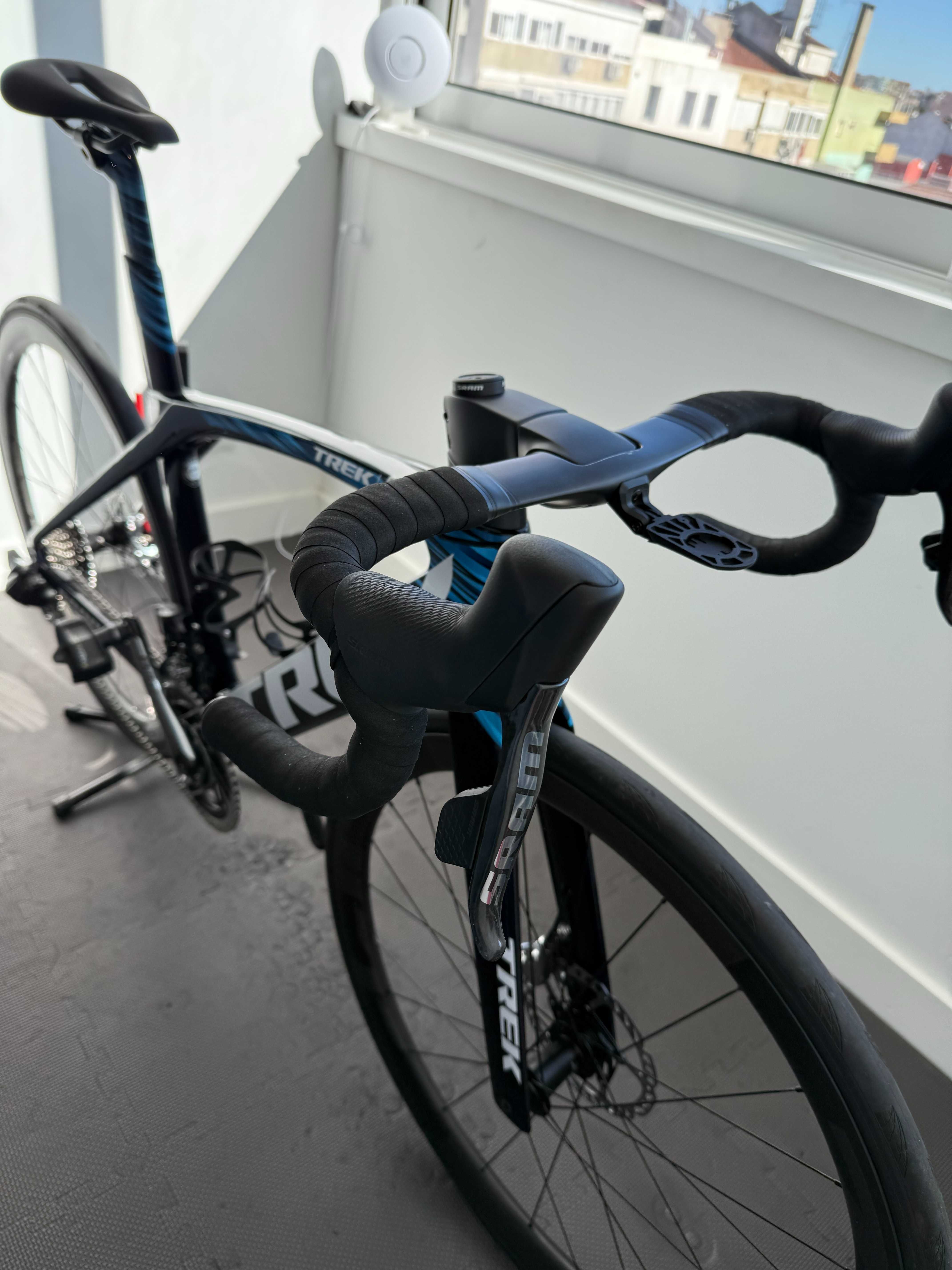 Trek Madone SLR 6 SRAM AXS 52