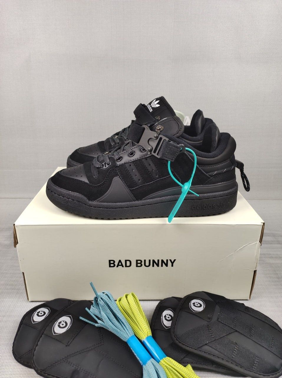 Bad Bunny x Adidas Forum All Black (36-45)