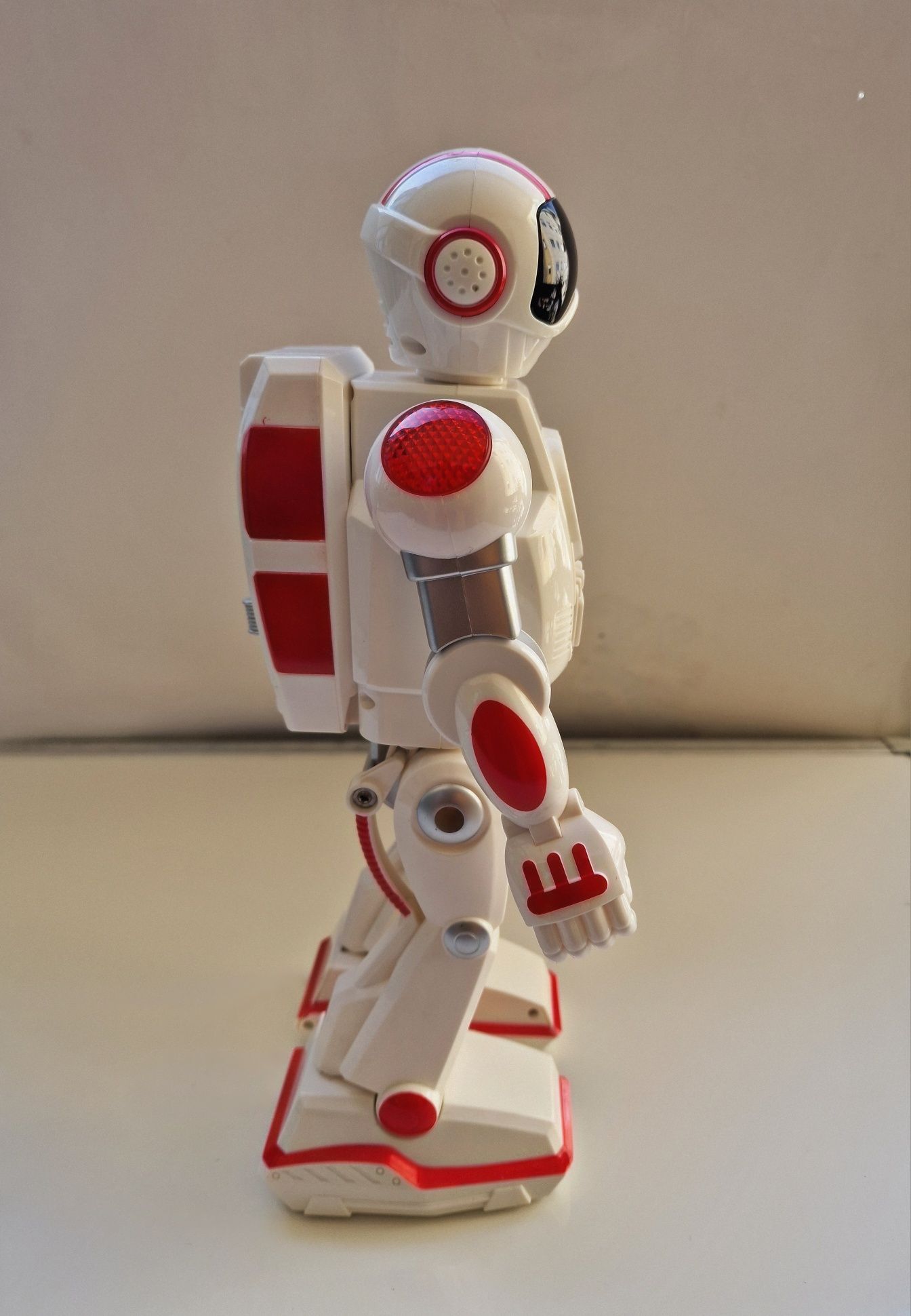 Robô Xtrem Spy Bots XT 30038