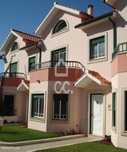 Moradia T4 Duplex para arrendar