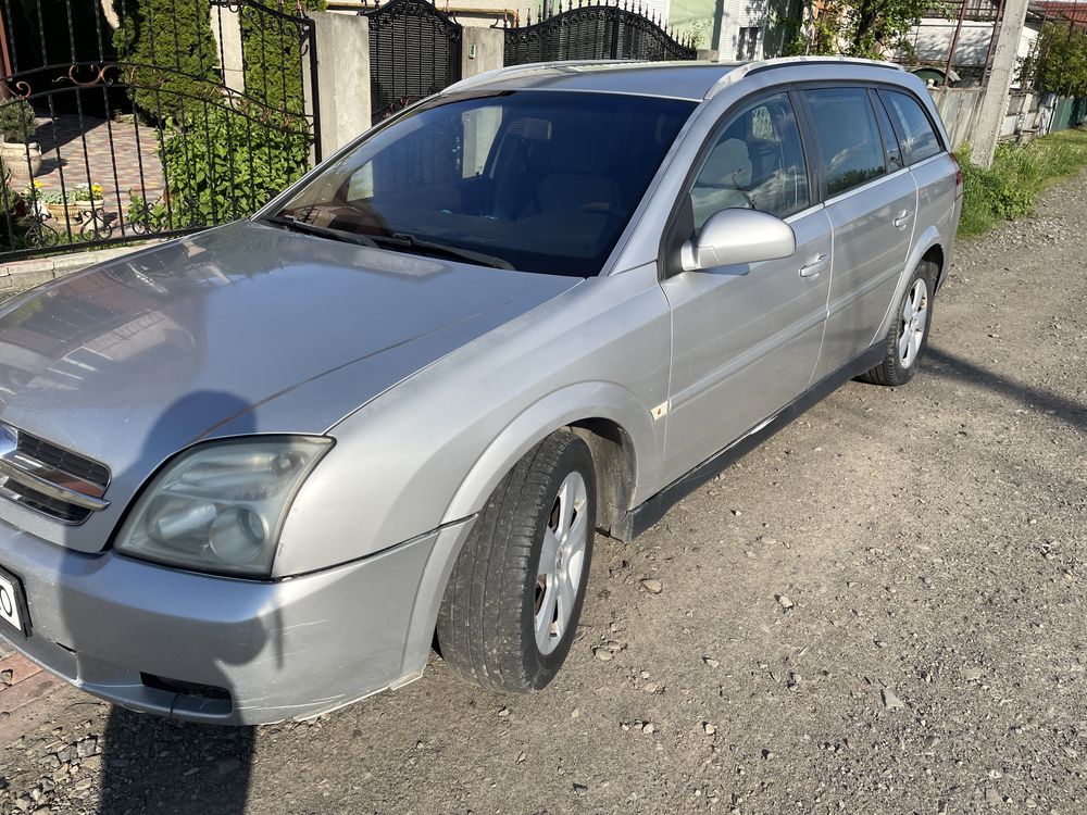 Автомобіль Opel Vectra 2004